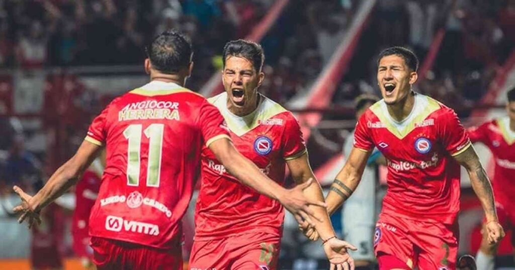 Argentinos, Torneo Apertura, Instituto