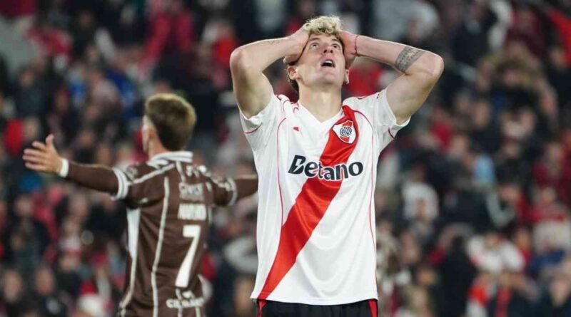 Platense, River, Torneo Apertura