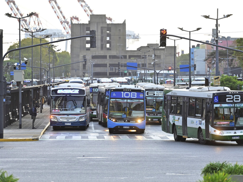 pARO DE COLECTIVOS