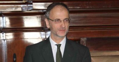 YPF, Carlos Balbín