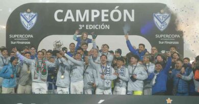 Vélez, Estudiantes, Supercopa Intercontinental