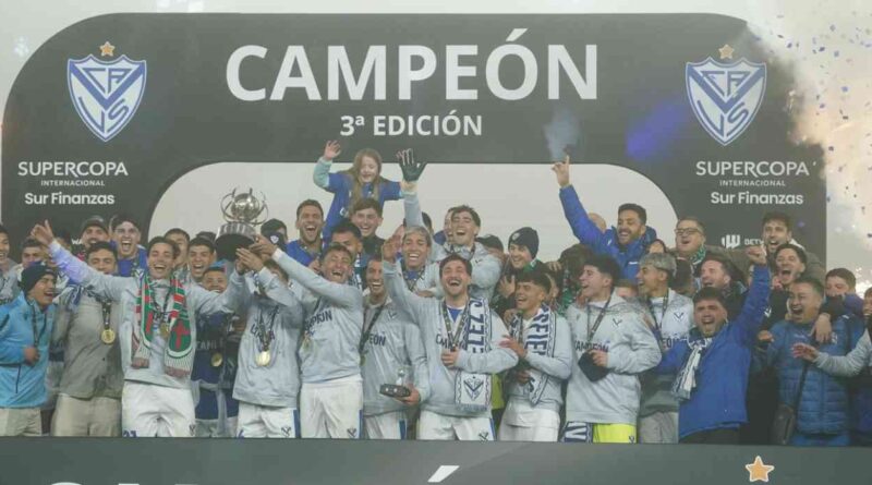 Vélez, Estudiantes, Supercopa Intercontinental