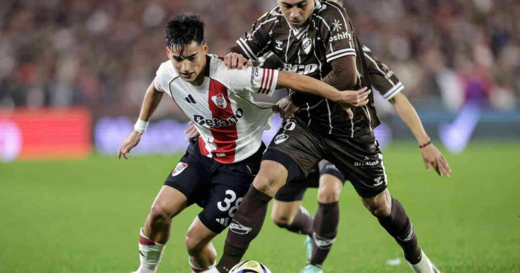 River, Platense, Torneo Clausura