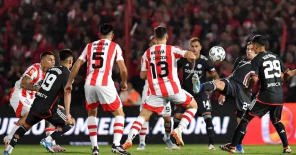 Torneo Clausura, River, Instituto
