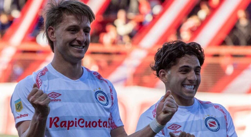 Argentinos Juniors, Racing, Giménez, López Muñoz