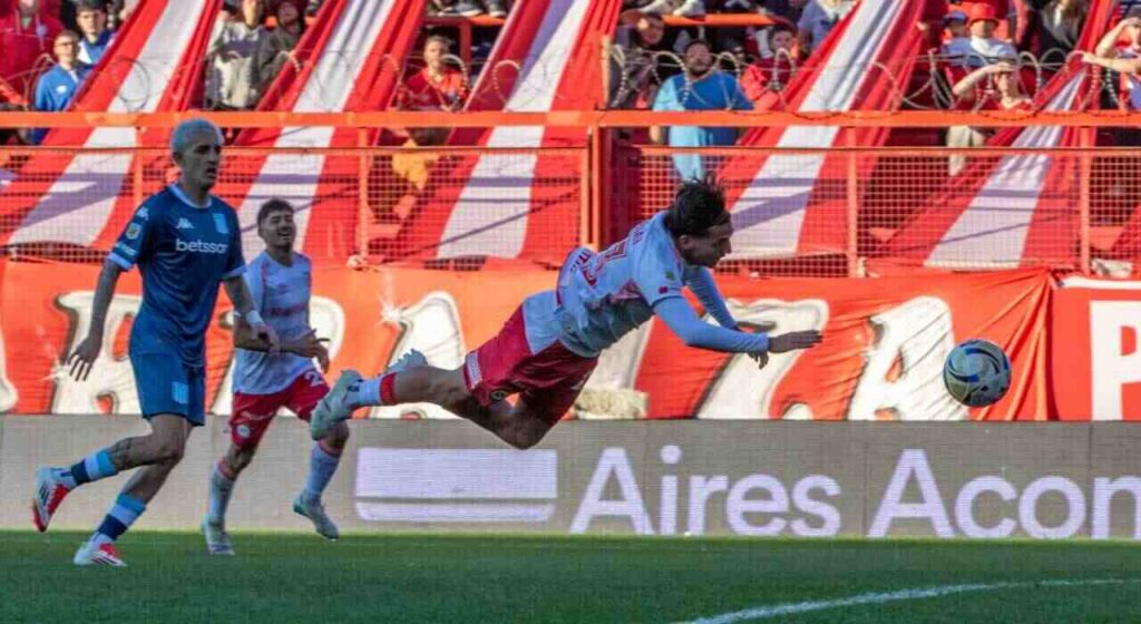 Argentinos Juniors, Racing, La Paternal