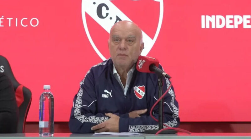 Grindetti, Independiente, Descargo