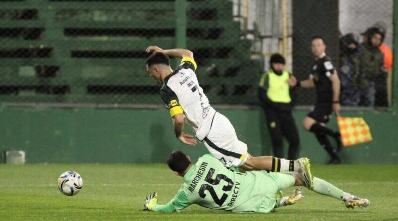 Boca, Defensa y Justicia, Agustín Marchesín, Abiel Osorio