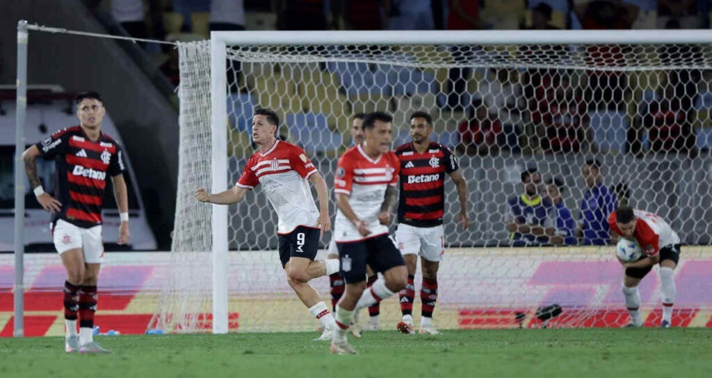 Flamengo, Estudiantes, Copa Libertadores