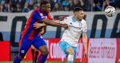 Racing, San Lorenzo, Maravilla Martínez, Romaña