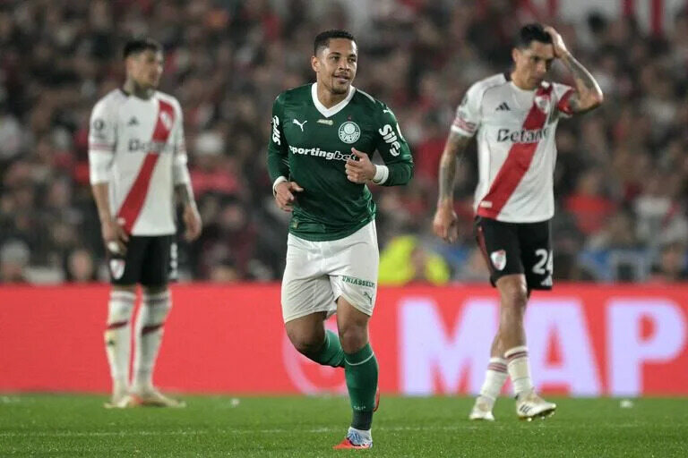 River, Palmeiras, Vítor Roque, Copa Libertadores