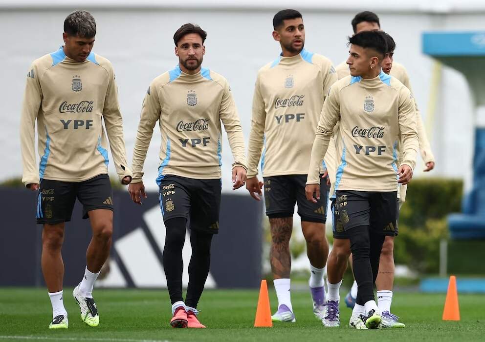 Selección, Entrenamiento
