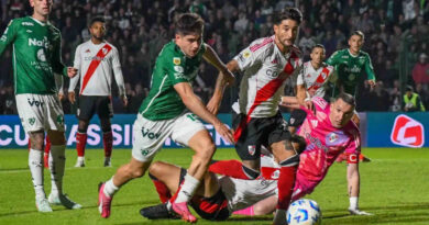 River, Sarmiento