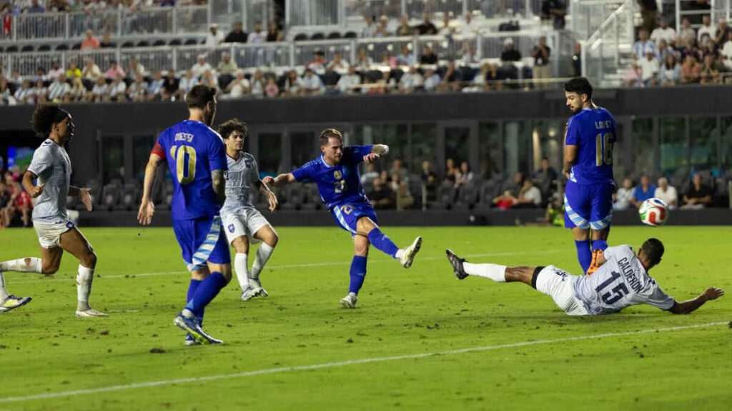 Selección Argentina, Puerto Rico, Mac Allister