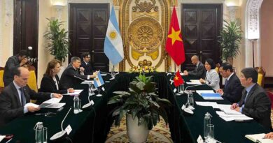 Vietnam, Argentina