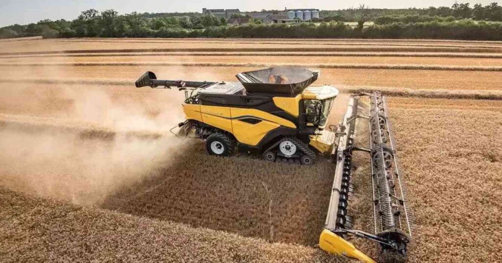 Cosechadora, New Holland, potente, mundo, argentina, maquinaria agrícola