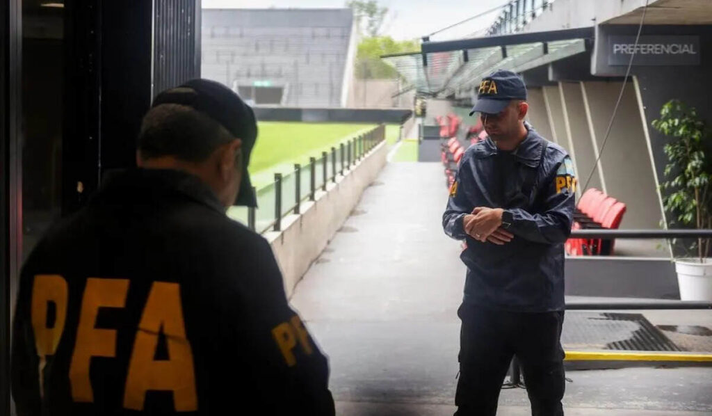 Policía, allanamiento