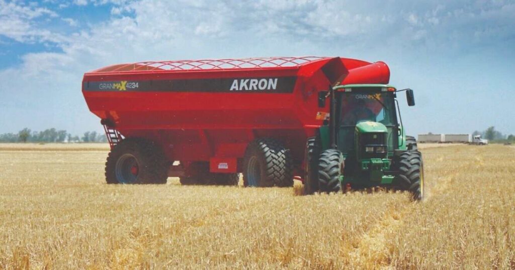 Akron, Maquinaria Agrícola