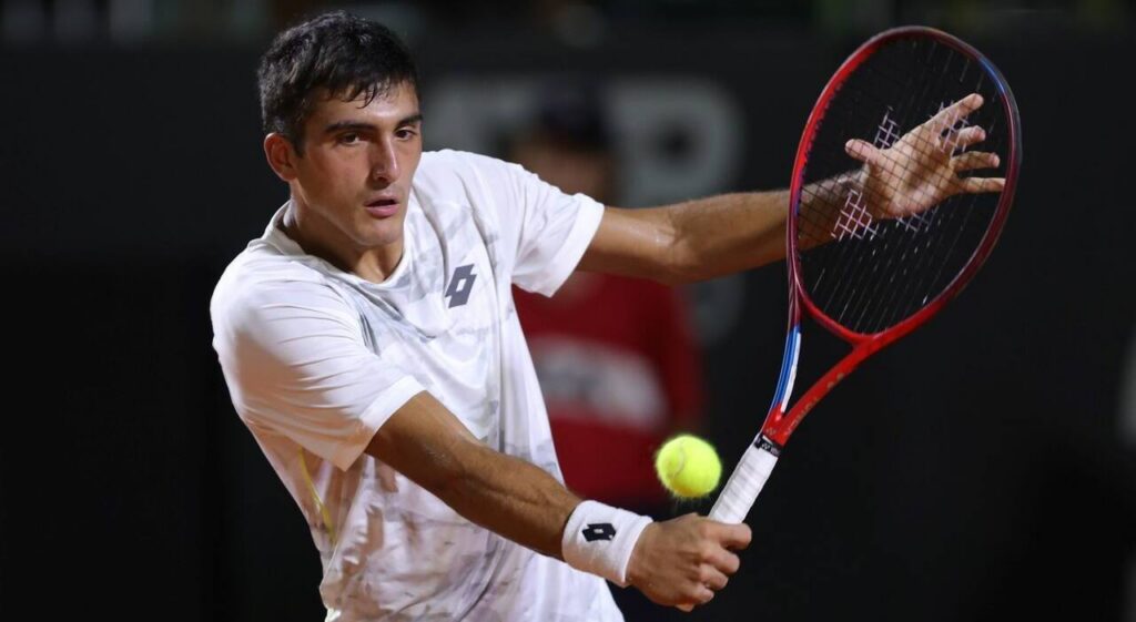 Román Burruchaga, Tenis