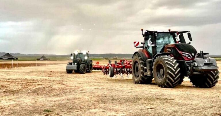 Tractor, Valtra, Maquinaria Agrícola, tractores