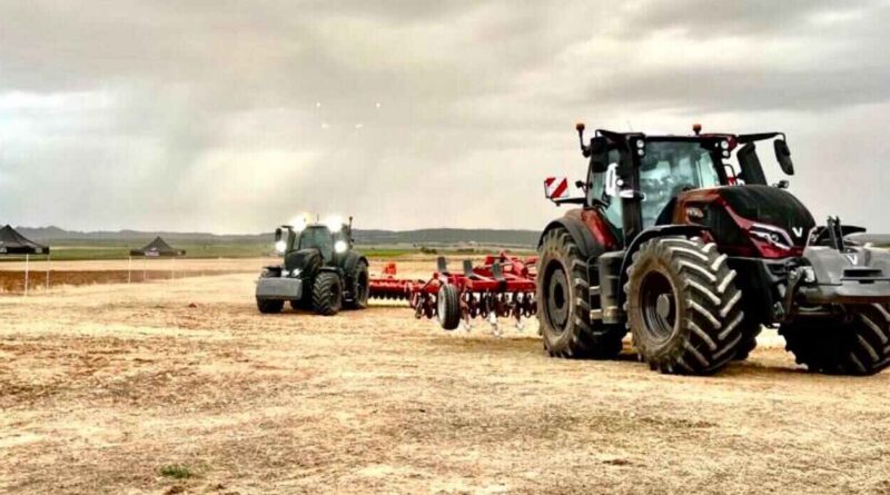Tractor, Valtra, Maquinaria Agrícola, tractores