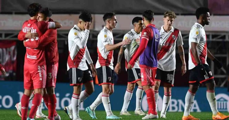 River, Torneo Apertura, Argentinos