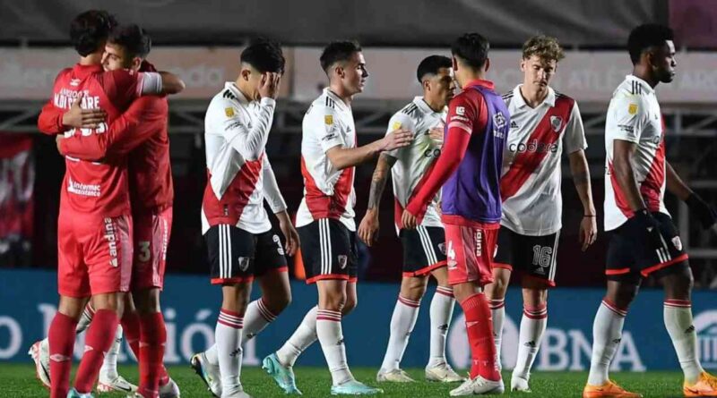 River, Torneo Apertura, Argentinos