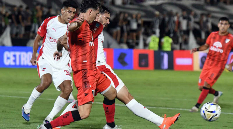 Independiente, Gimnasia de Mendoza