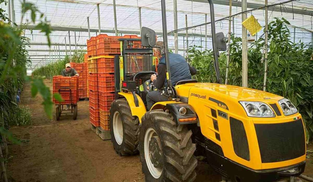 Tractores reversibles, maquinaria agrícola