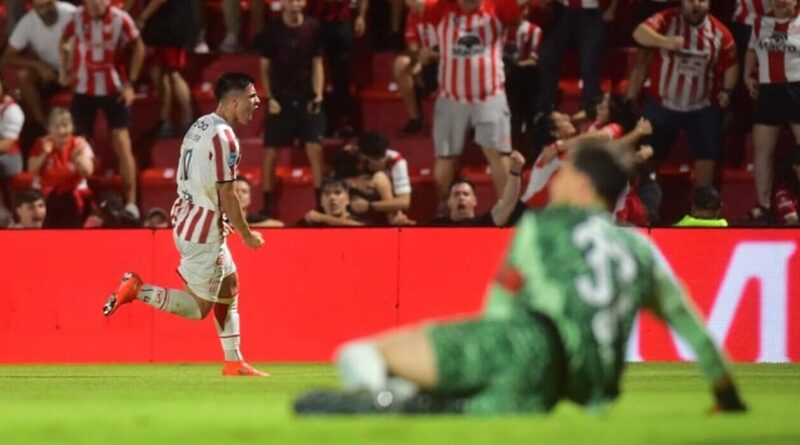 Instituto, Independiente