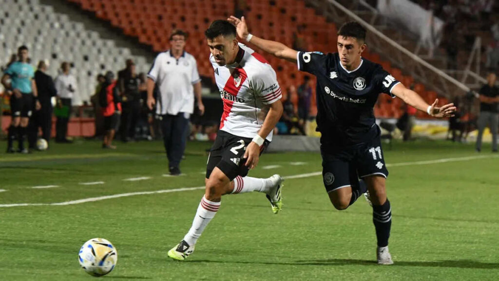 River, Acuña, Independiente Rivadavia