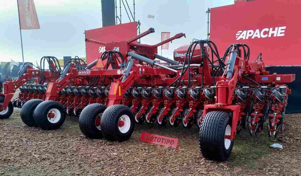 Apache, maquinaria agrícola