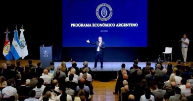 Luis Caputo, Bolsa de Comercio de Rosario, 2026, Retenciones