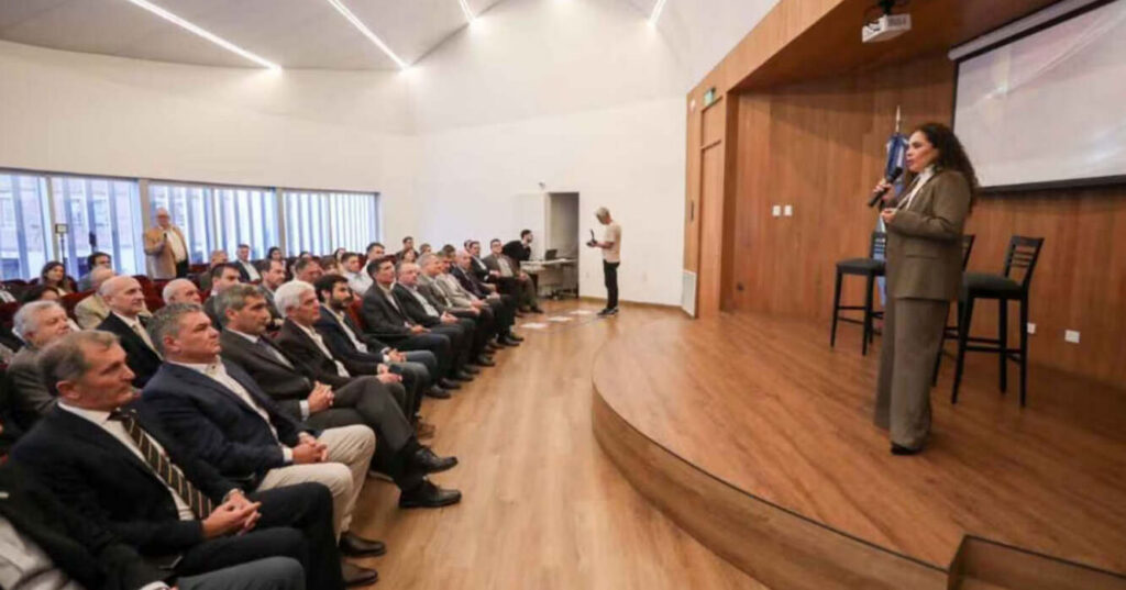 MEVA, Carbono, Córdoba