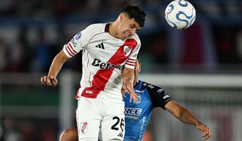 River, Tomás Galván