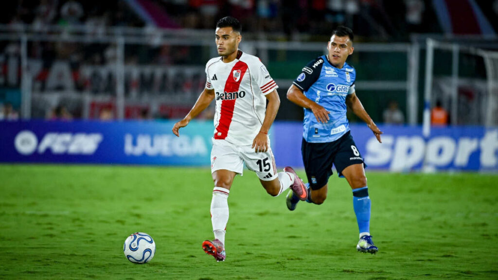 River, Blooming, Fausto Vera