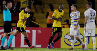Boca, Barcelona de Ecuador, Copa Libertadores