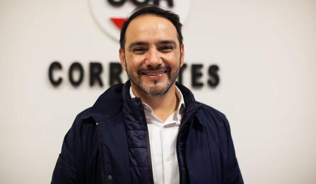 Juan Pablo Valdés, Retenciones