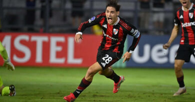 River, Martínez Quarta