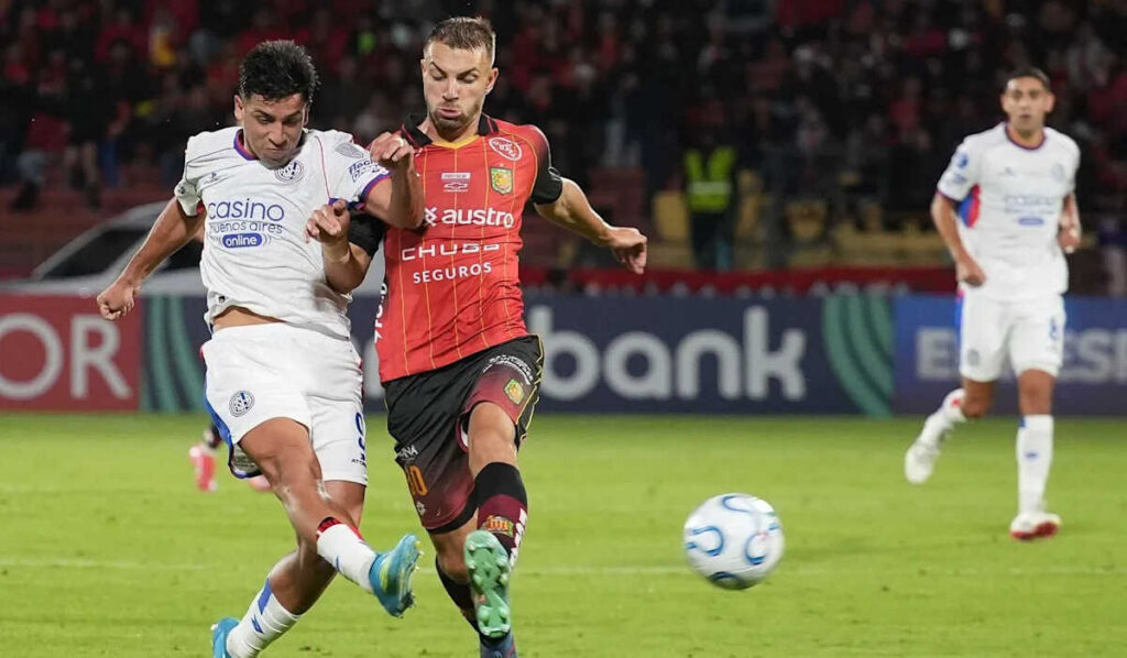 San Lorenzo, Deportivo Cuenca, Alexis Cuello