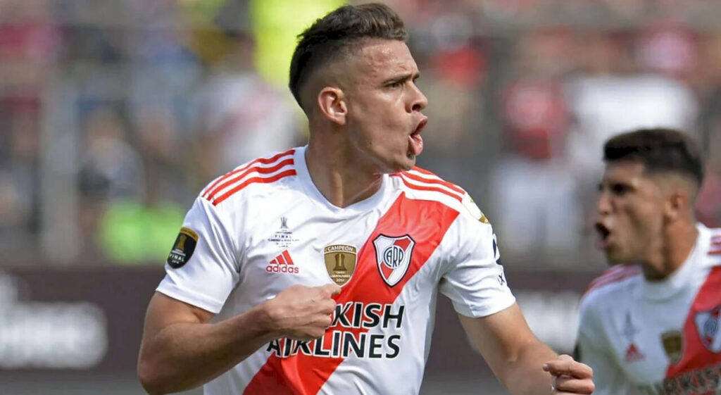 Rafael Santos Borré, River