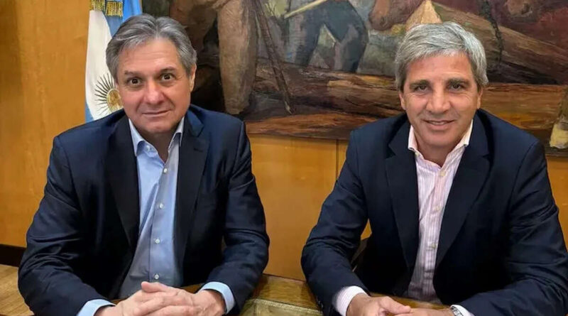 José Luis Daza, Luis Caputo, Economía