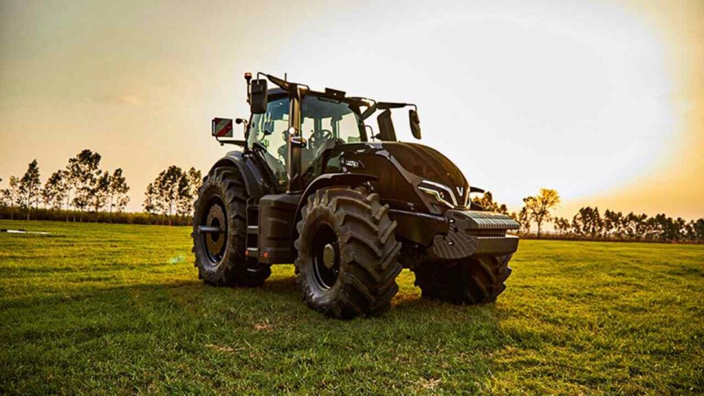 Tractor, Valtra, Maquinaria Agrícola