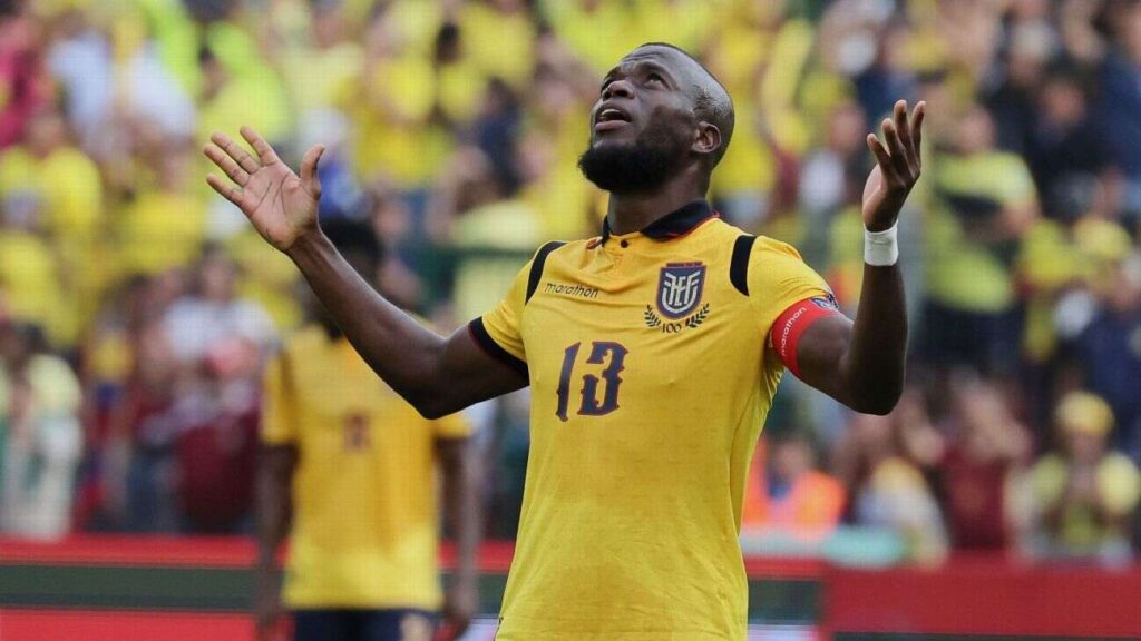 Enner Valencia, Ecuador