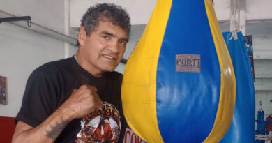 Locomotora Castro, Muerte, Boxeo